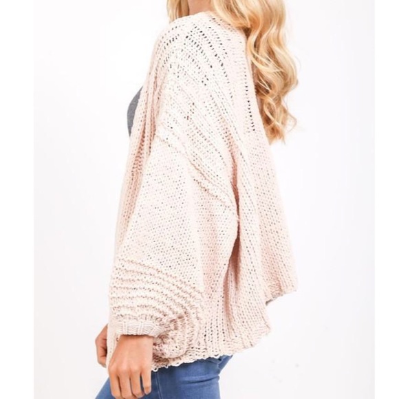 NWT - Very J Chunky Loosely Knit Cardigan - Picture 2 of 12